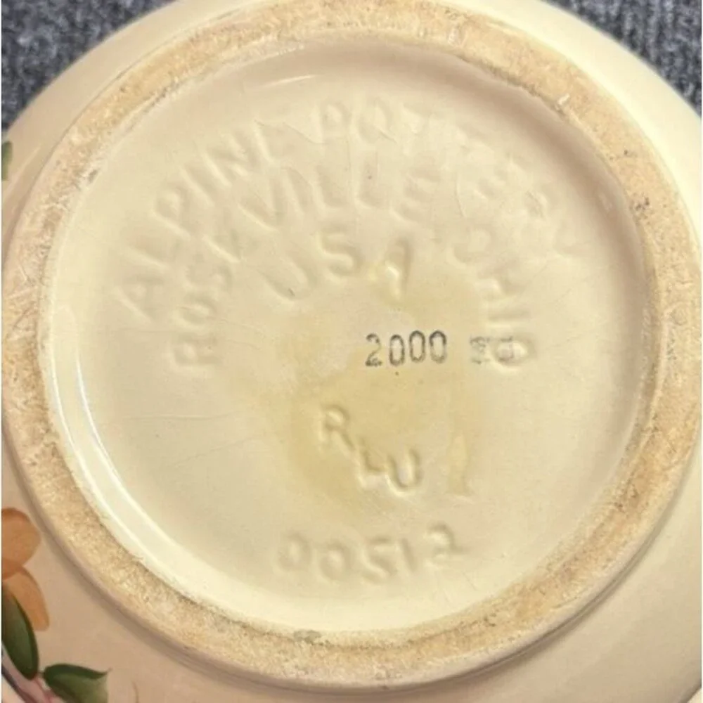 Alpine Pottery Roseville Ohio Large 8 ½” Bowl Green Check Spongeware Floral